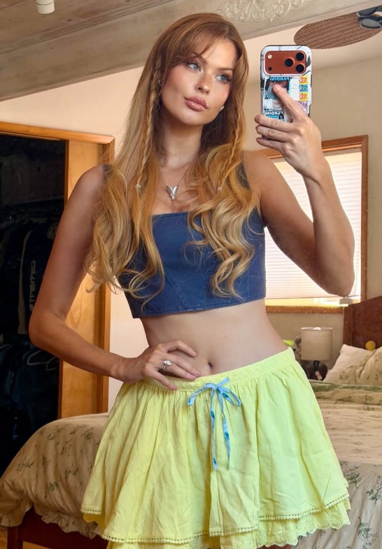 Elly Clutch Biography